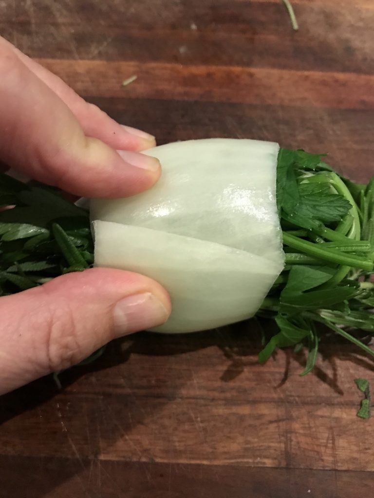 herb bundle, fresh herbs, bouquet garni